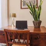 아파트 - The Slowcoach House *